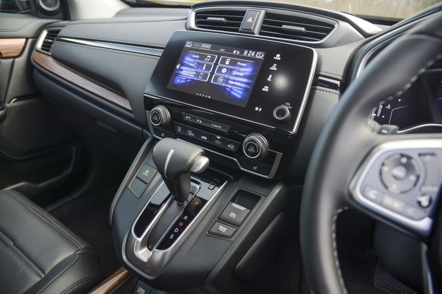 Детали интерьера Honda CR-V 2017 года  (ZA) (фото 12 из 23)